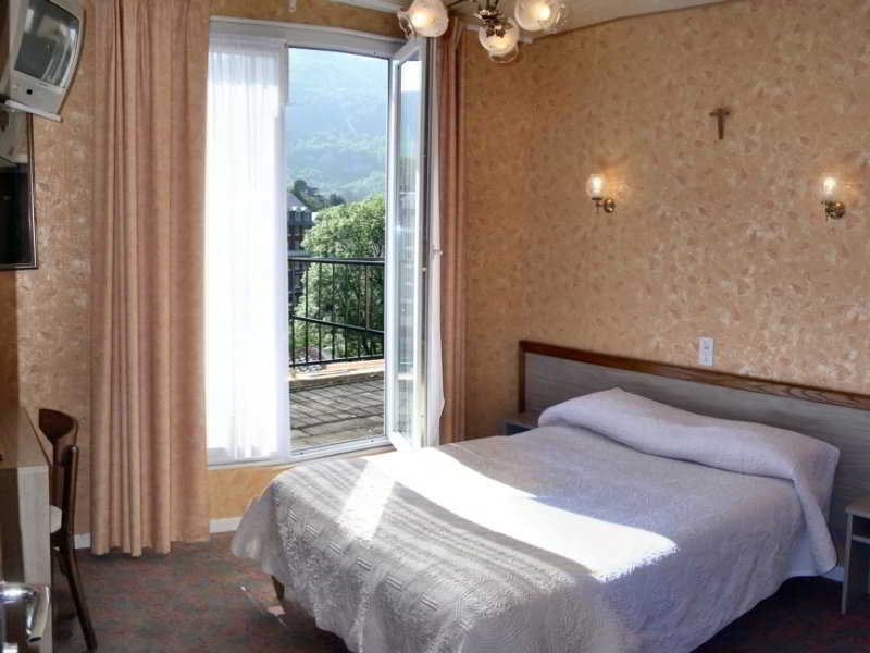 Hotel Des Rosiers ルルド エクステリア 写真