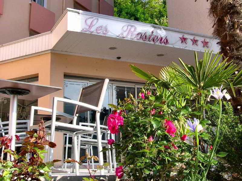 Hotel Des Rosiers ルルド エクステリア 写真